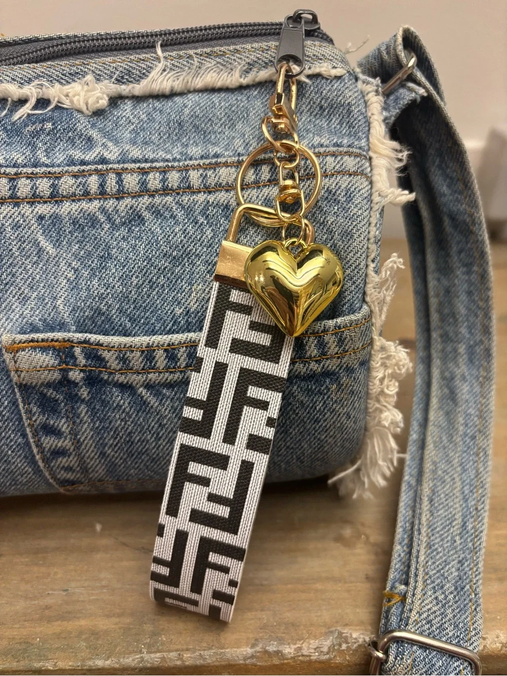 FENDI heart bag charm, 7 inches